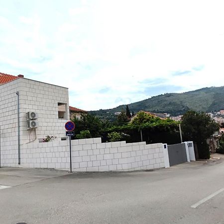 Ava Studio Apartment And Room Дубровник Екстериор снимка